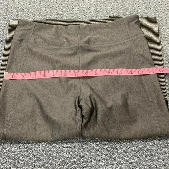 Under armor heat gear compression capi leggings - Picture 2 of 6